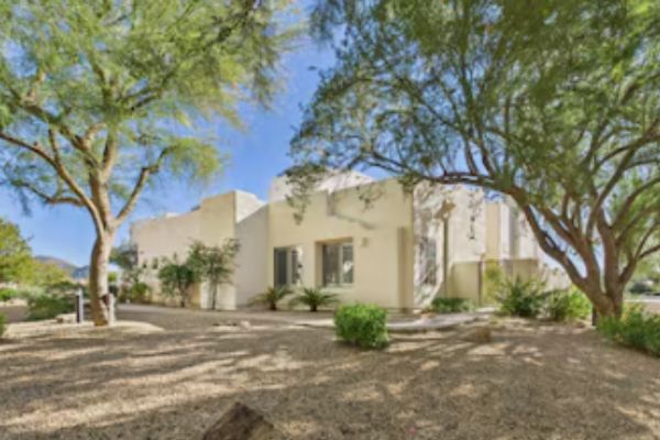 10425 E Tierra Buena Lane, Scottsdale, AZ 85255